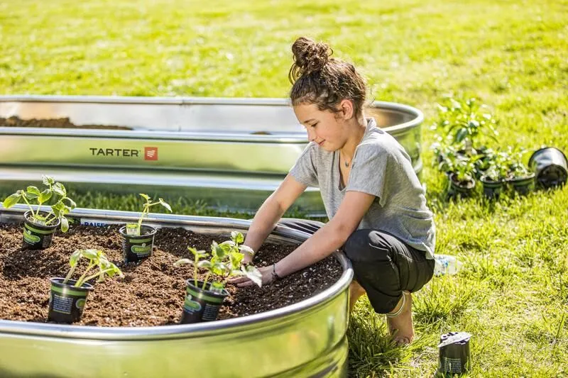 8 ft. Oval Raised Bed Planter